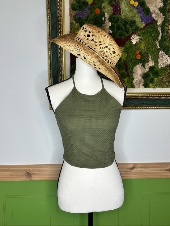 EARTHBOUND Tops - NWT Earthbound Halter Crop Top